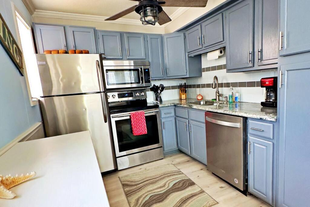 Apollo'S Escape: Your Serene Oceanfront Retreat Surfside Beach Exterior photo